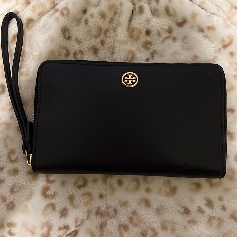 Tory Burch wristlet